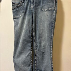 Maurices Light Blue Cropped Straight Jeans